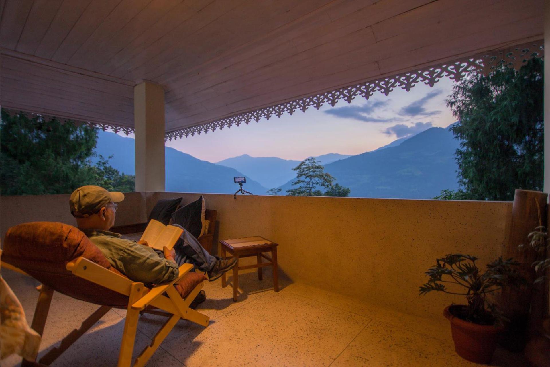 La Ipsing Farm By Stayvista - 3 Bhk Villa With Balcony, Mountain View, Indoor Games, And Pet Friendly Samdong エクステリア 写真