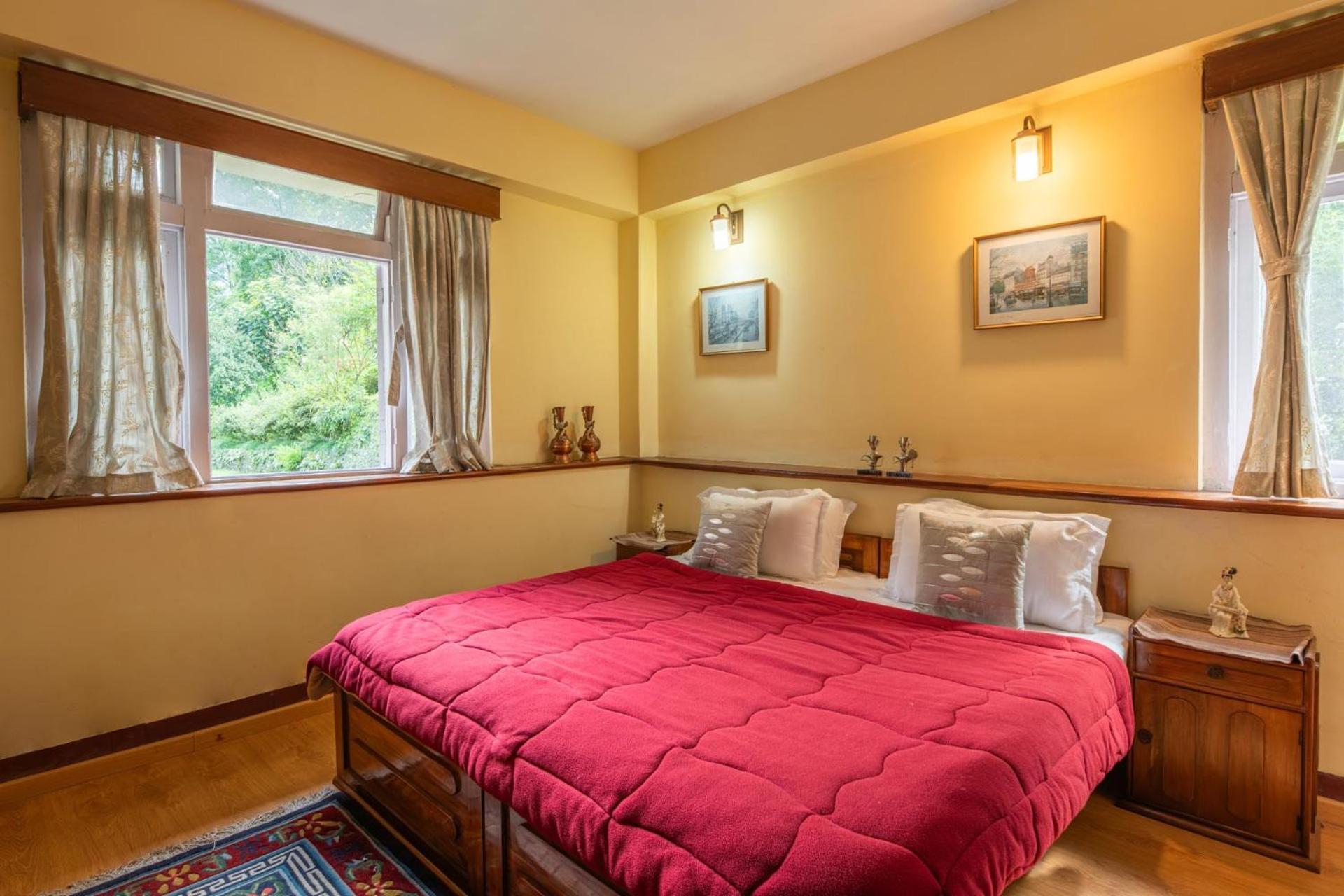 La Ipsing Farm By Stayvista - 3 Bhk Villa With Balcony, Mountain View, Indoor Games, And Pet Friendly Samdong エクステリア 写真